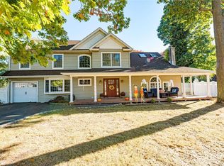 43 Hollins Lane, East Islip, NY
