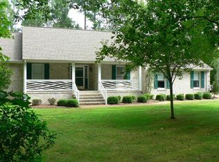 104 Lewis Dr, Seaford, VA 23696