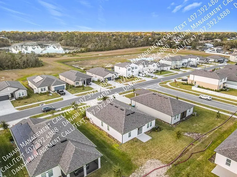 1317 Sterling Pointe Dr — Photo 32