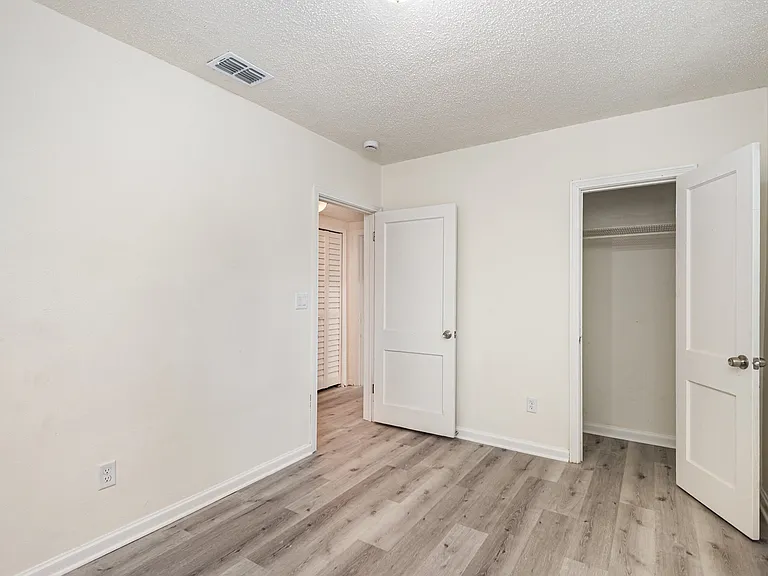 3526 Poinsetta St — Photo 15