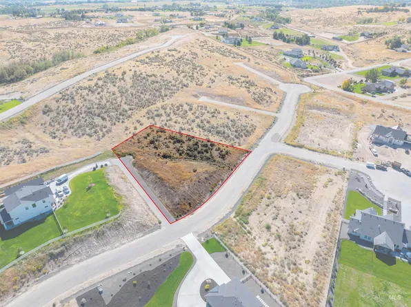 7095 Sidewinder Rd, Star, ID 83669