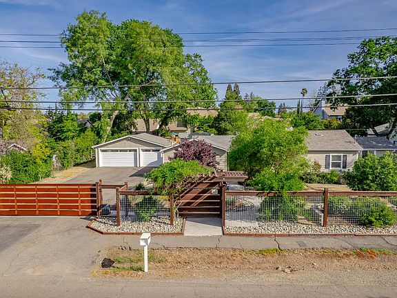 3rd image of 5525 Kenneth Ave