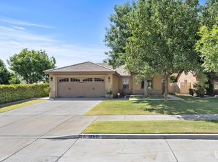 12601 Fallstaff Ln, Bakersfield, CA 93312