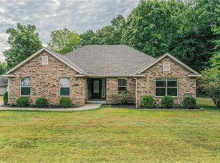 30 Worlaby Dr, Bella Vista, AR 72714