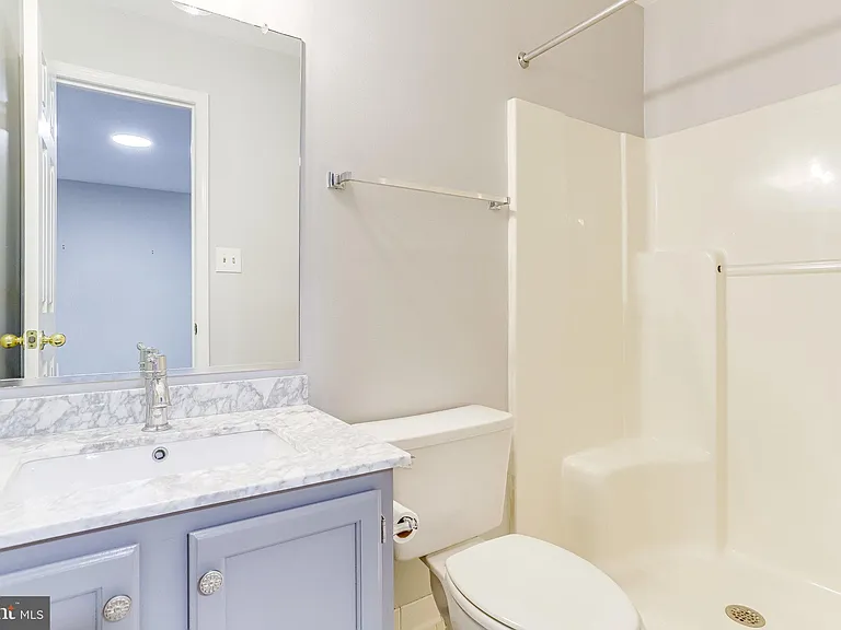 1706 S Edgewood St — Photo 25