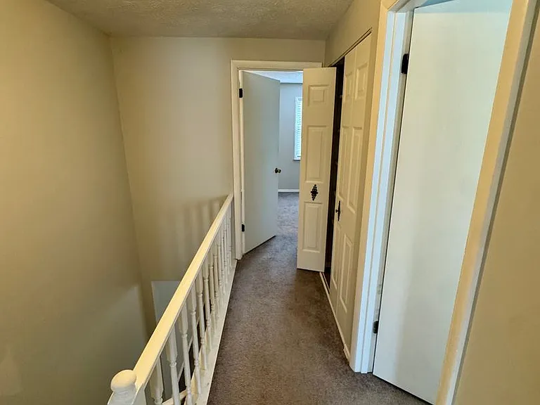 244 E Commons Dr — Photo 32