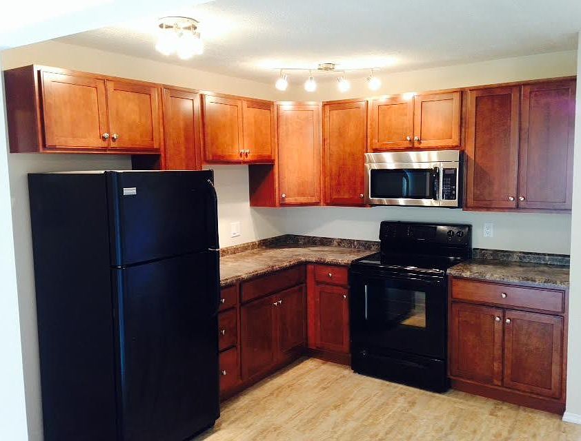 1st image of 2479 Thornhill Dr