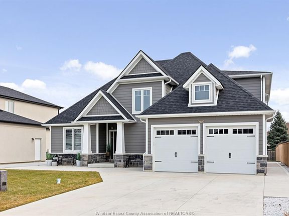 2nd image of 960 Chateau Ave