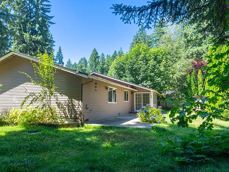 25218 SE 31st Pl — Photo 22