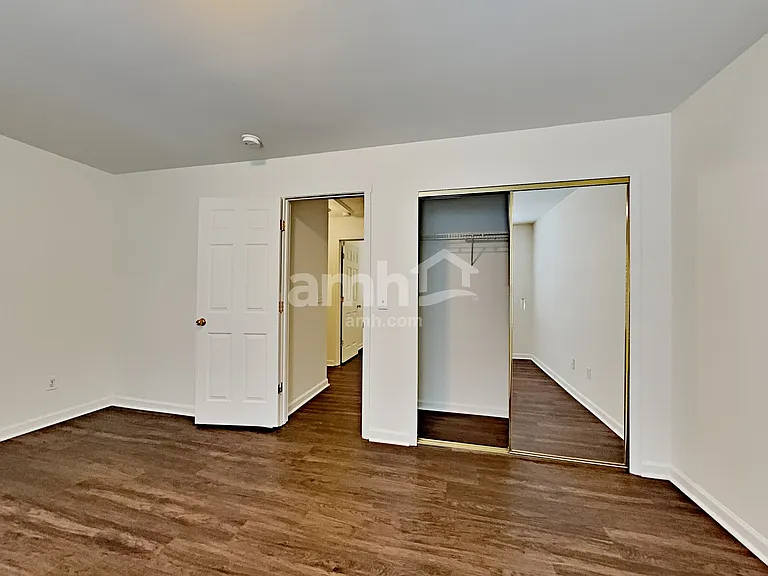 117 Rock Glen Ct — Photo 21