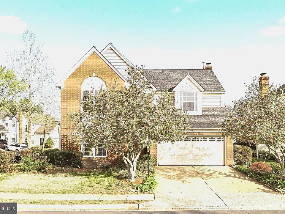 1st image of 5804 Stone Creek Dr