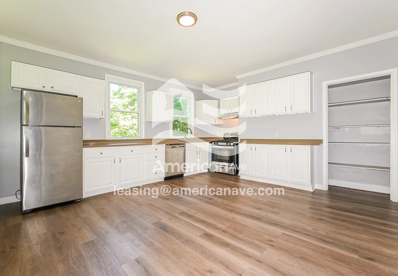 2 bed, 1.5 bath, 1625 sqft, $1,647 — Photo 4