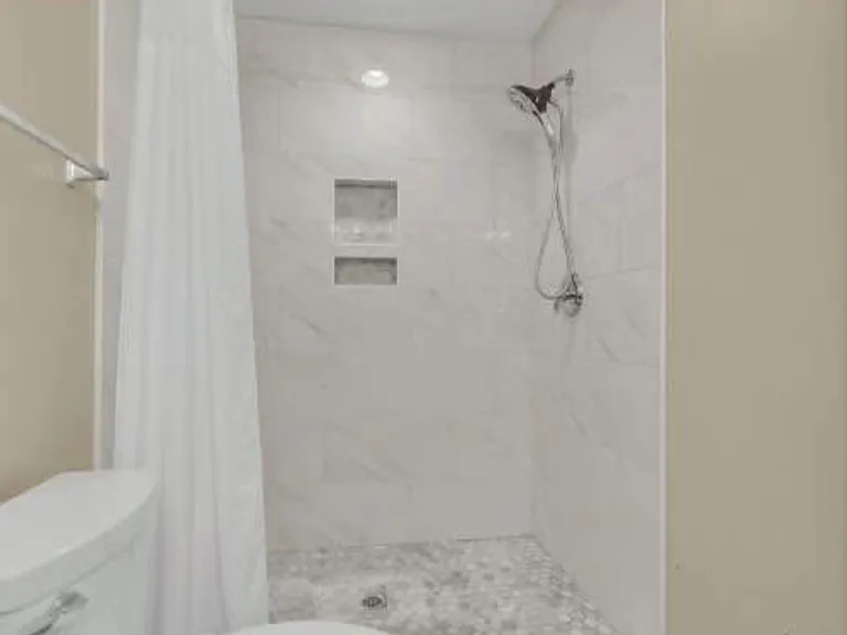 8638 Grassy Oak Trl — Photo 5