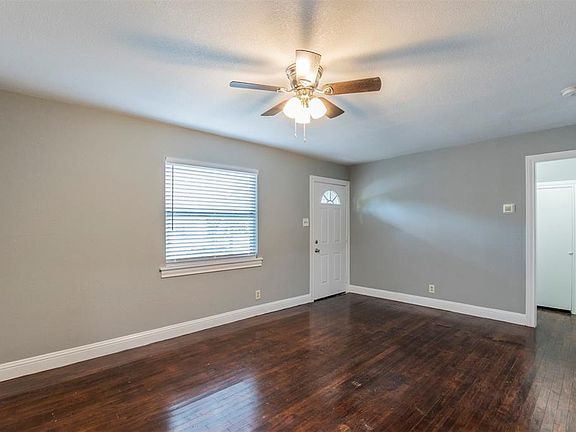 2nd image of 1721 Rosewood St