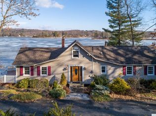 128 W Shore Dr, Valatie, NY 12184