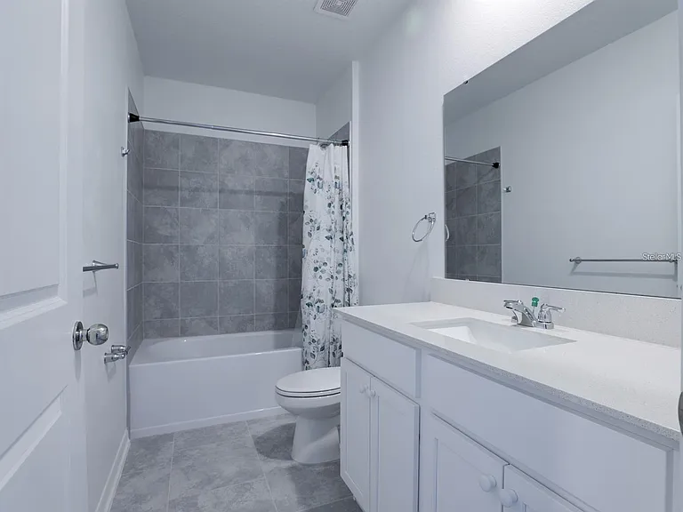 602 Bell Prairie Cir — Photo 15