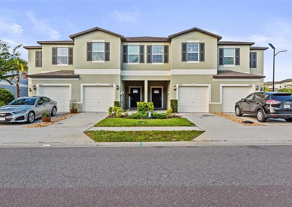 36543 Garden Wall Way
