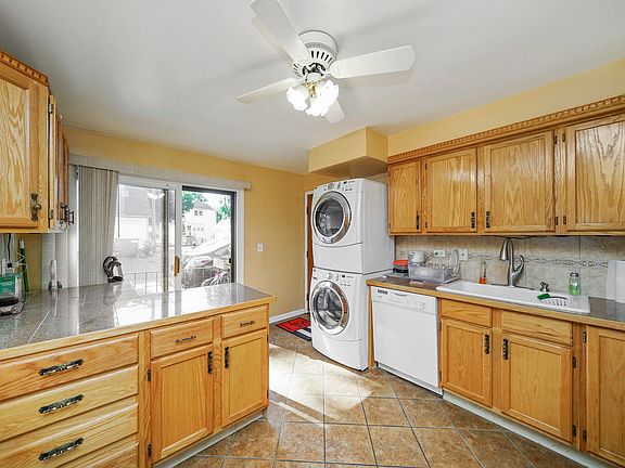 4th image of 4336 N Keeler Ave APT 1C
