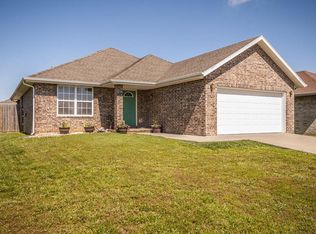 3431 S Glen View Ave, Springfield, MO 65804