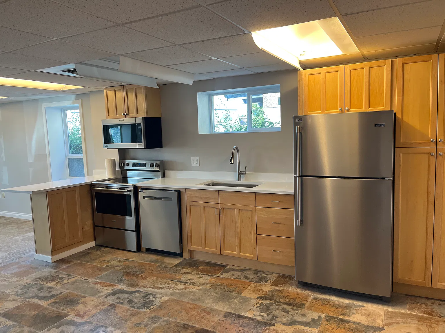 2 bed, 1.5 bath, 1500 sqft, $3,895 — Photo 4
