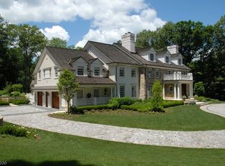 8 Crownview Ln, Bernardsville, NJ 07924