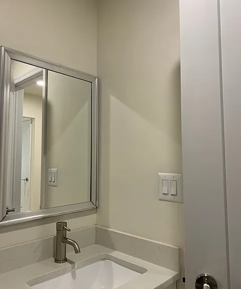 9 W 32nd St #4D — Photo 2