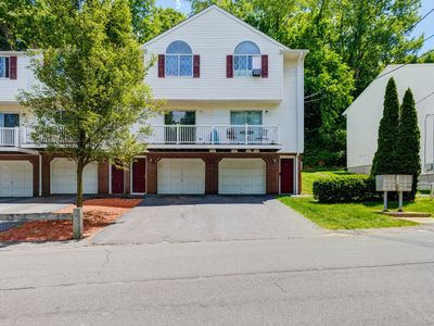 176 Lincoln Street APT 11, Waterbury, CT, 06710
