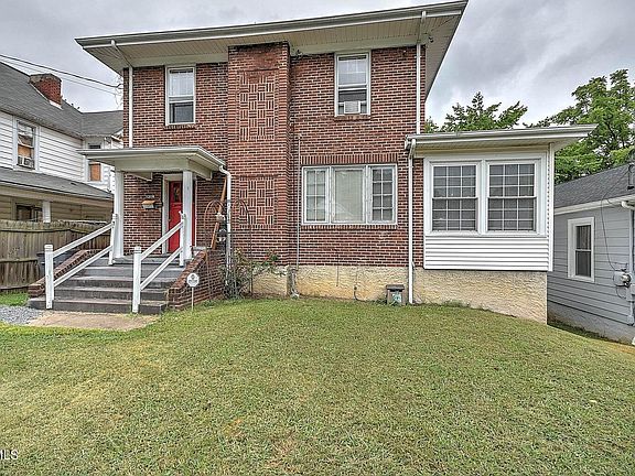 2nd image of 1209 Windsor Ave