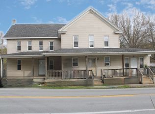 1925 Craley Rd APT A, Windsor, PA 17366