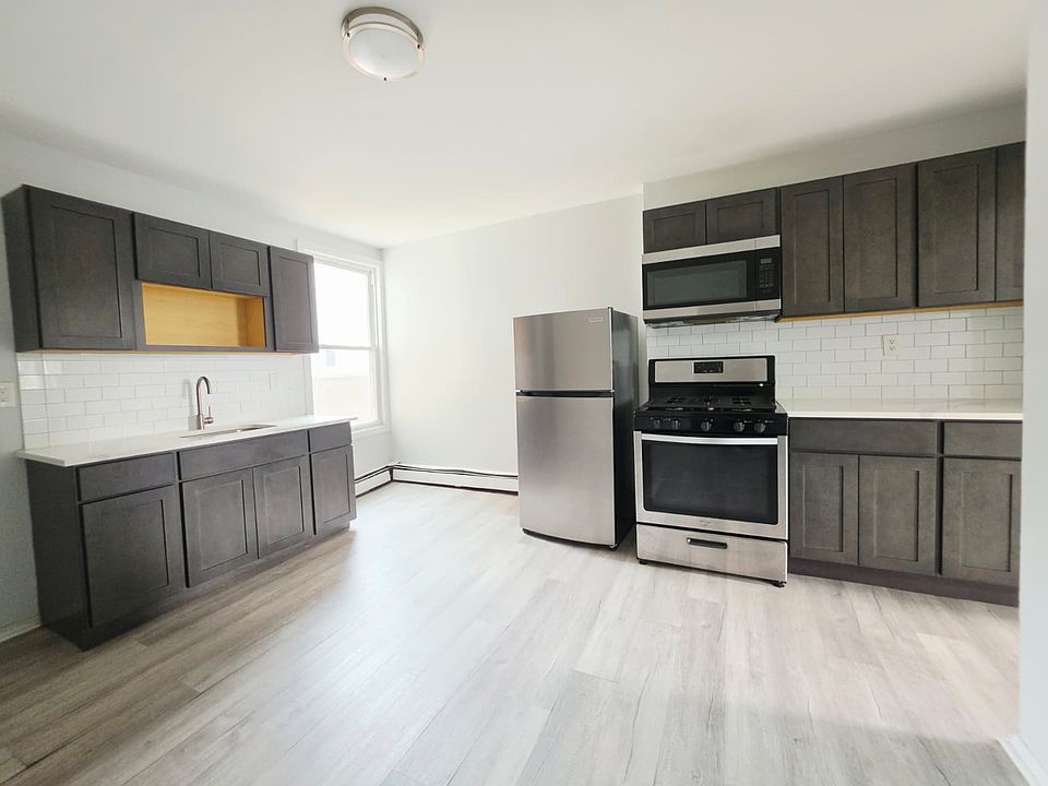1st image of 972 Broadway APT 2F