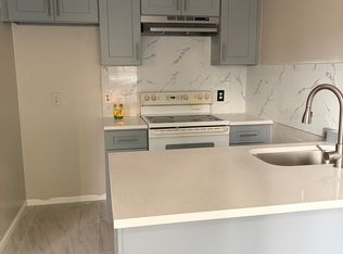 53 Poplar St #C2, Jersey City, NJ 07307