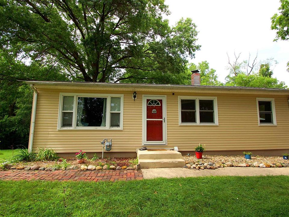 1st image of 3422 Hobson Ave