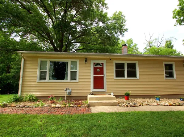 3422 Hobson Ave, Davenport, IA 52802