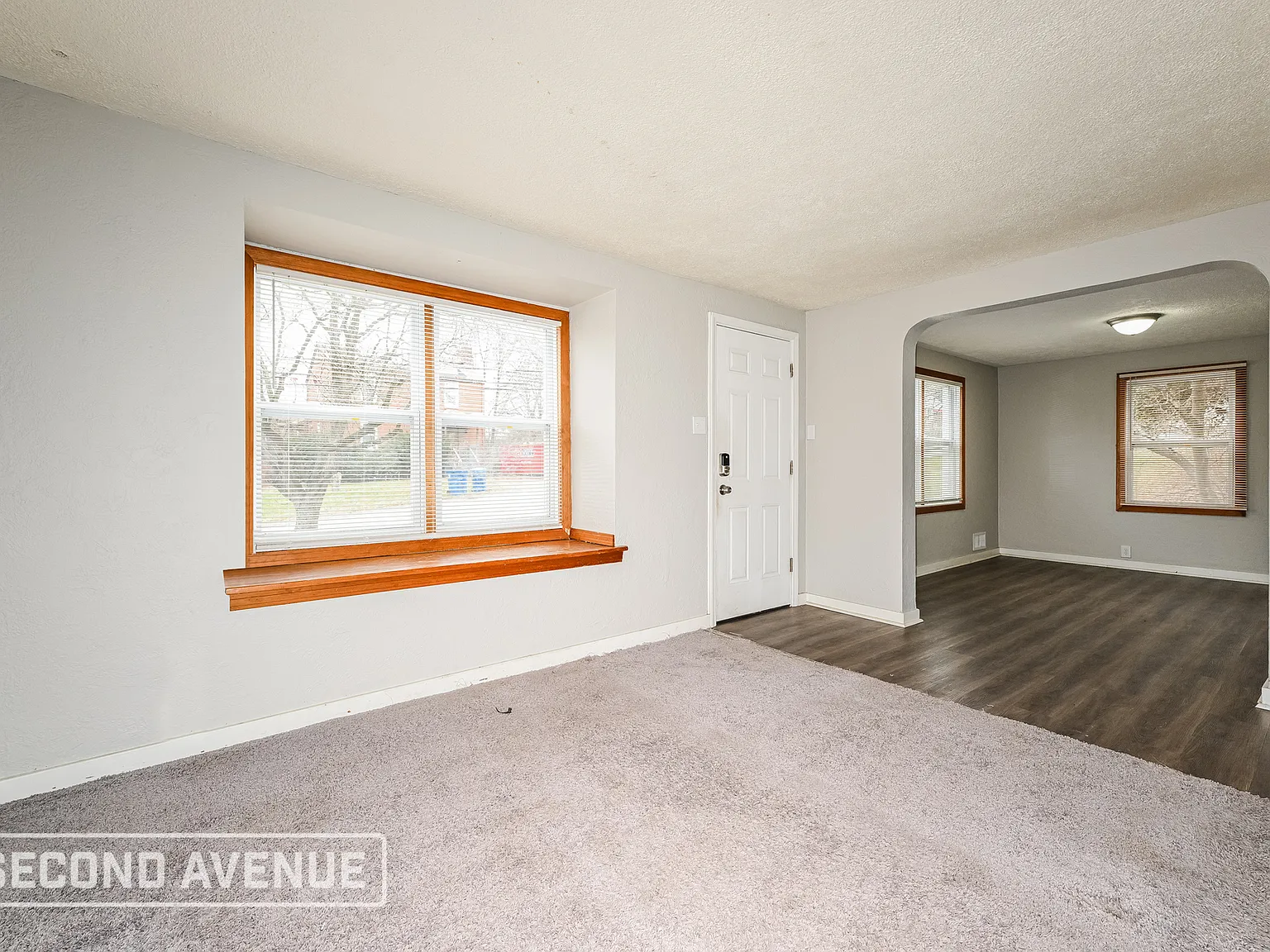 3 bed, 1.0 bath, 986 sqft, $1,295 — Photo 3