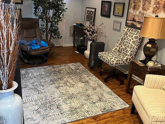 This basement is suitable for a office use.