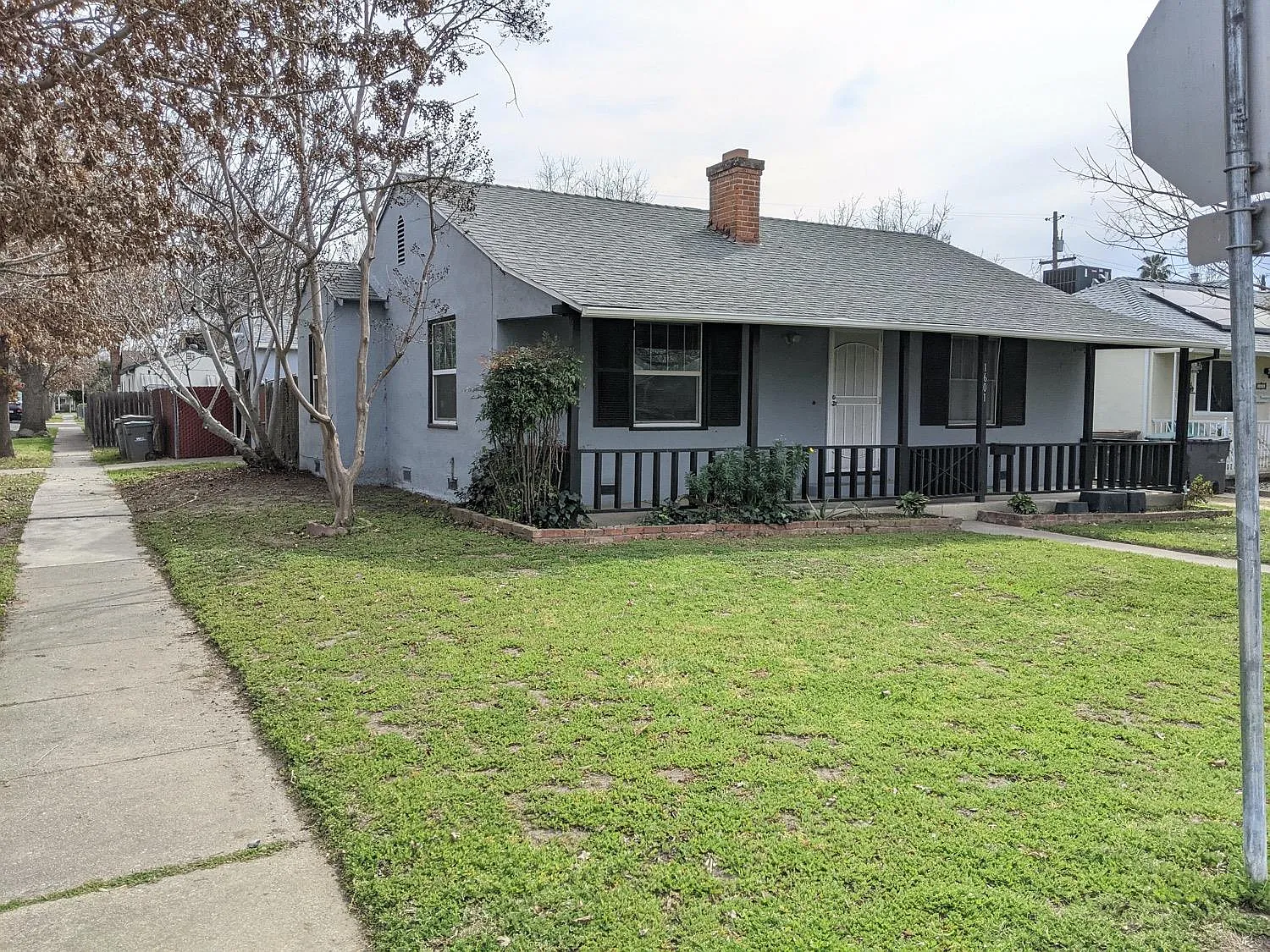 1601 Alabama Ave photo 1