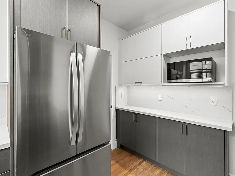 3300 Laguna St #5 — Photo 3