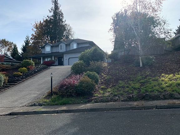 2nd image of 230 Saint James Pl