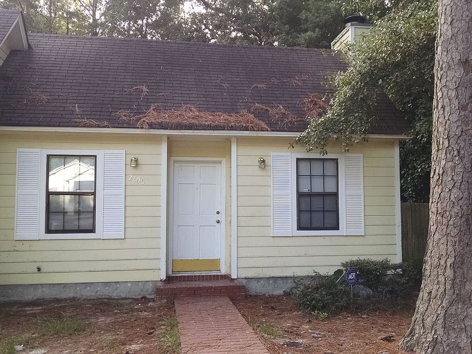 1st image of 2105 Caswell St