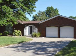 9831 W Harvest Ln, Wichita, KS 67212