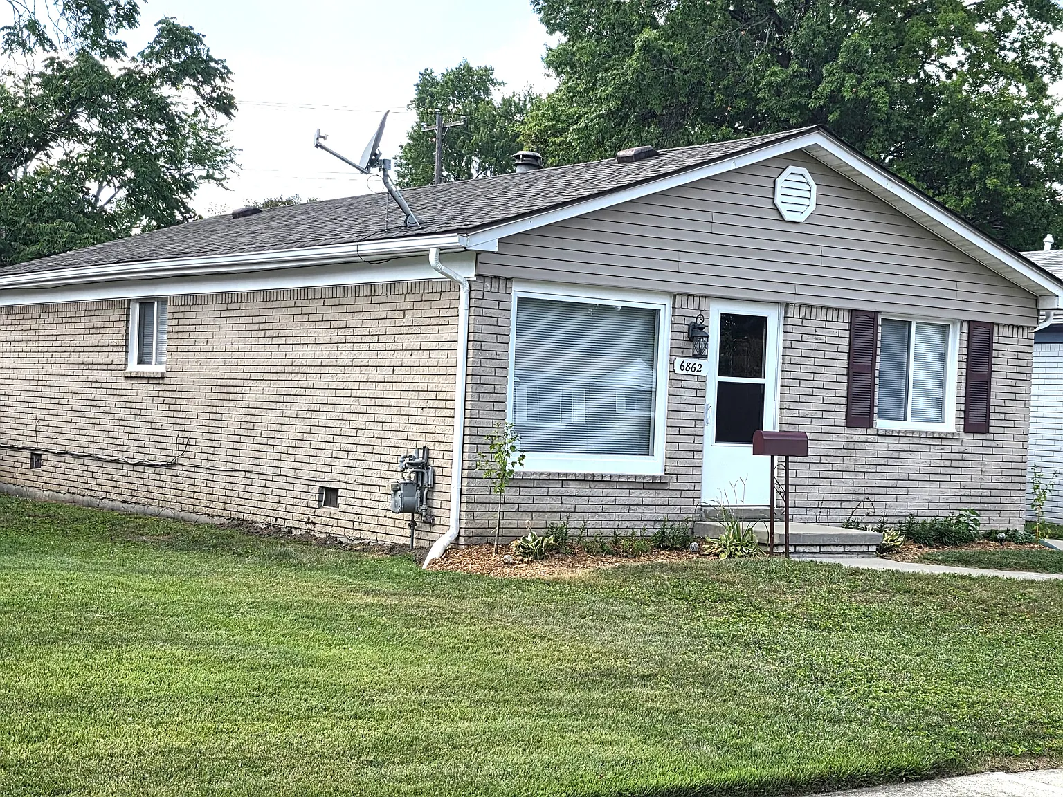 3 bed, 1008 sqft, $1,495 — Photo 2