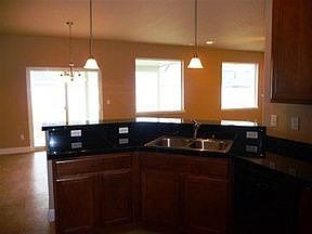 4th image of 1378 Quartz Ave