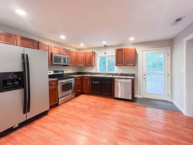 1715 Tonalea Rd — Photo 2