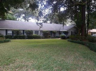 895 N Boston Ave, Deland, FL 32724