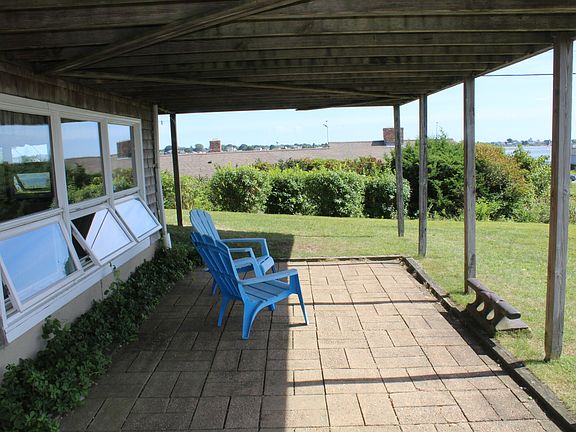 5th image of 652 Jerry Brown Farm Rd