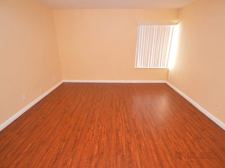 6845 Zamora Dr — Photo 10