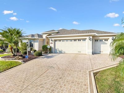 933 Folkstone Way, The Villages, FL, 32162
