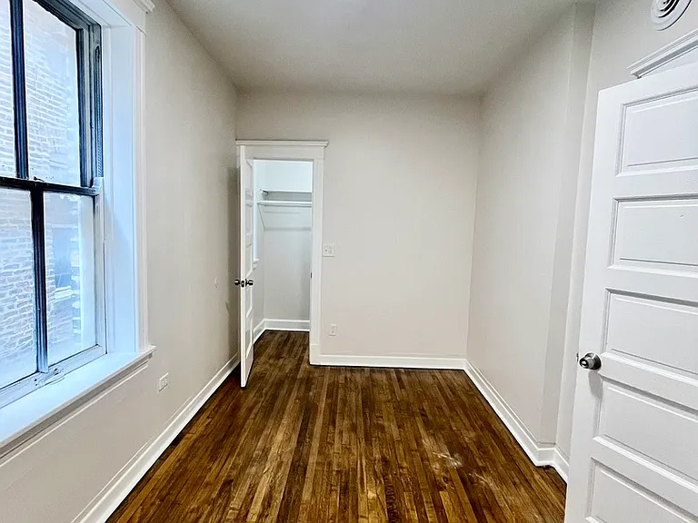 2636 W 23rd St #1F — Photo 14