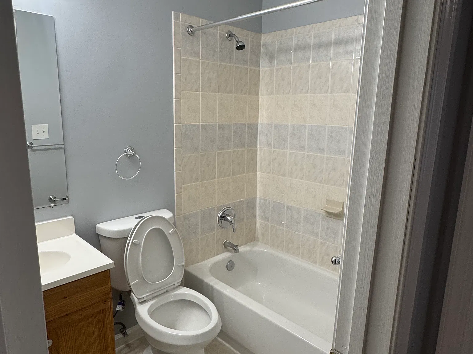 2 bed, 573 sqft, $1,950 — Photo 4