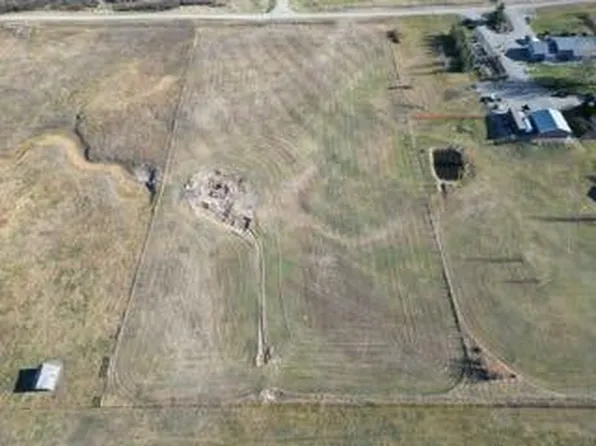220 Centre Ave, Coutts, AB T0K 0N0